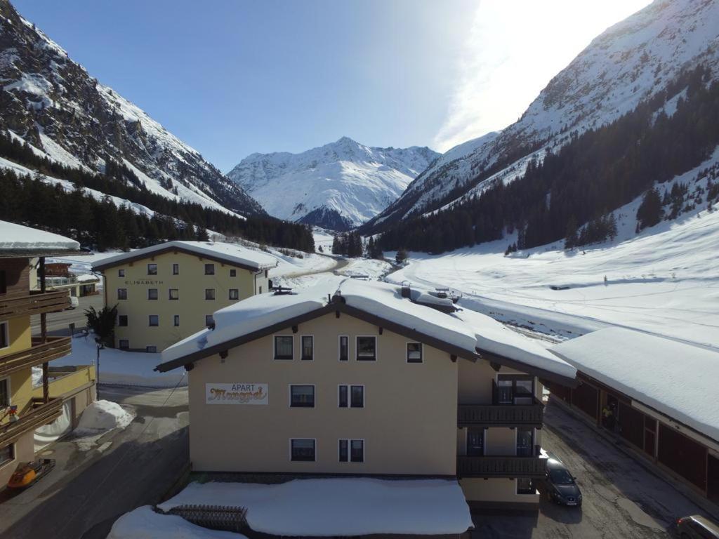 Bed and Breakfast Haus Margret Sankt Leonhard im Pitztal Exterior foto