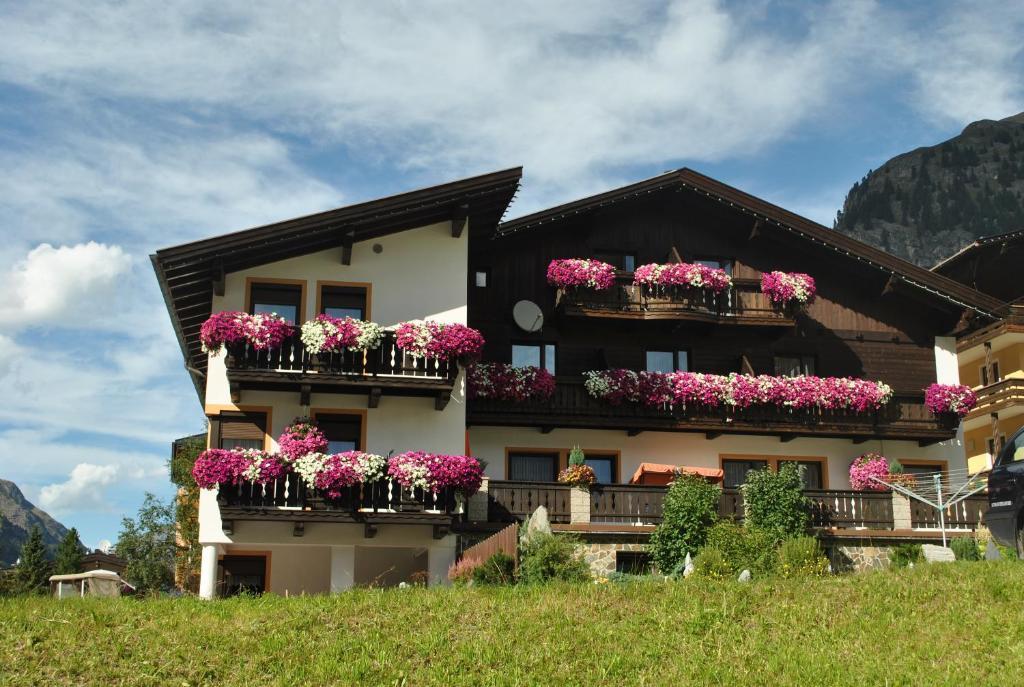 Bed and Breakfast Haus Margret Sankt Leonhard im Pitztal Exterior foto