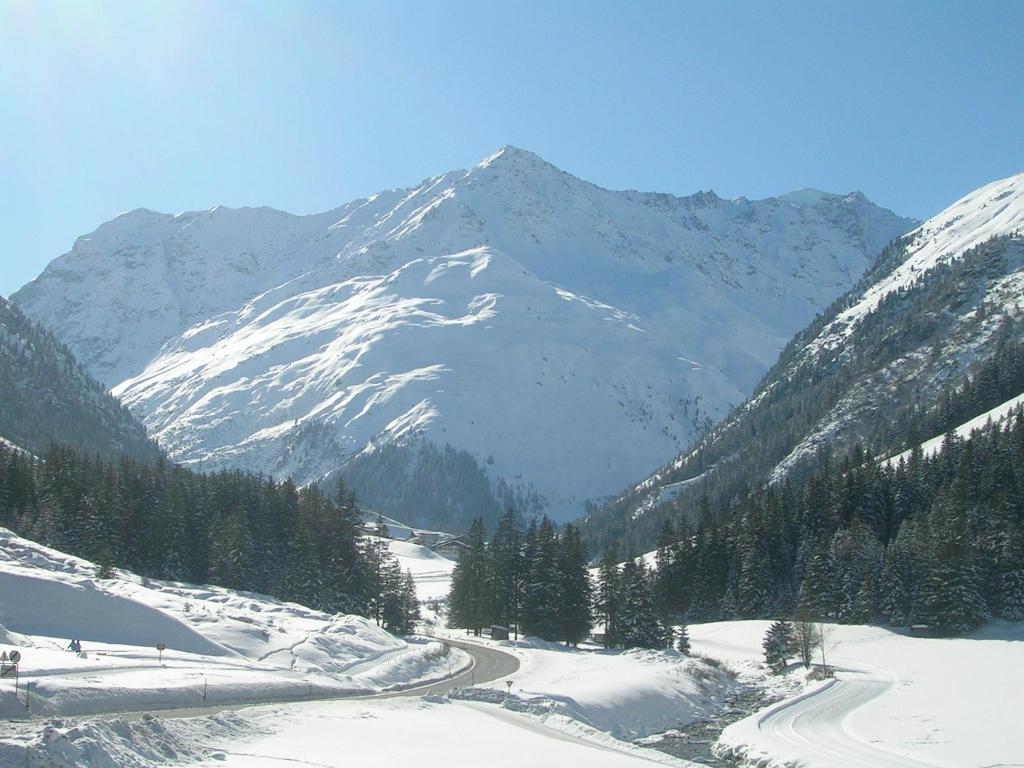 Bed and Breakfast Haus Margret Sankt Leonhard im Pitztal Exterior foto
