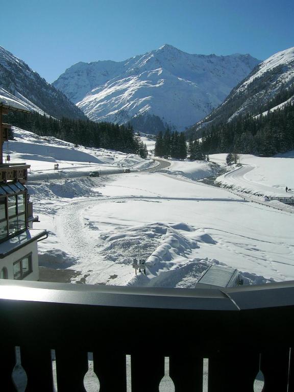 Bed and Breakfast Haus Margret Sankt Leonhard im Pitztal Exterior foto