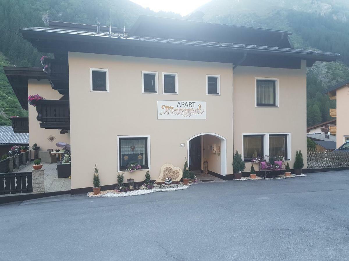 Bed and Breakfast Haus Margret Sankt Leonhard im Pitztal Exterior foto